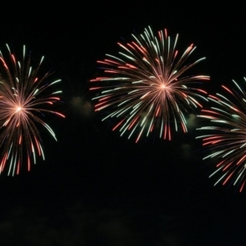 Website Cover vuurwerk rotje ontploffing knal